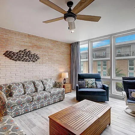 Channelview 217